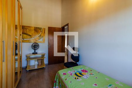 Casa à venda com 147m², 3 quartos e 3 vagas Casa à venda com 147m², 3 quartos e 3 vagasQuarto 2