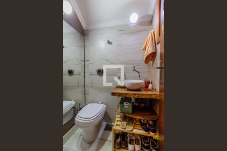 Casa à venda com 147m², 3 quartos e 3 vagas Casa à venda com 147m², 3 quartos e 3 vagasLavabo