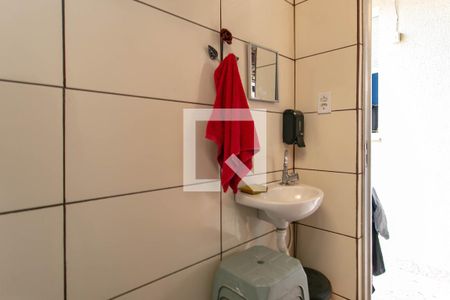 Apartamento à venda com 200m², 3 quartos e 1 vaga Apartamento à venda com 200m², 3 quartos e 1 vagaLavabo