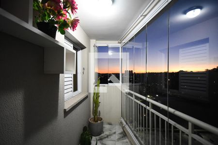 Varanda de apartamento à venda com 2 quartos, 51m² em Jardim Monte Alegre, Taboão da Serra