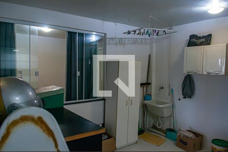 Apartamento à venda com 94m², 2 quartos e 1 vagaarea de serviço