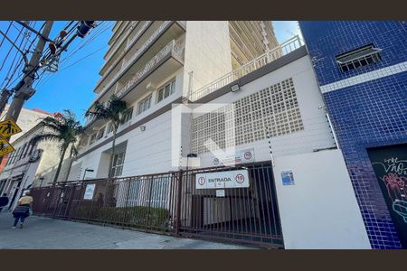 Apartamento à venda com 30m², 1 quarto e 1 vaga Apartamento à venda com 30m², 1 quarto e 1 vagaFachada do Prédio