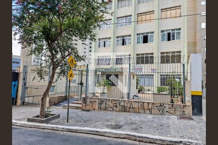 Apartamento à venda com 55m², 1 quarto e sem vaga Apartamento à venda com 55m², 1 quarto e sem vagaFachada