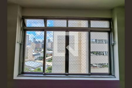 Apartamento à venda com 55m², 1 quarto e sem vaga Apartamento à venda com 55m², 1 quarto e sem vagaJanela Quarto