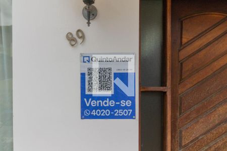 Casa à venda com 190m², 3 quartos e 2 vagasPlaca