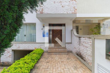 Casa à venda com 190m², 3 quartos e 2 vagasEntrada