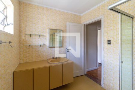 Casa à venda com 190m², 3 quartos e 2 vagasBanheiro