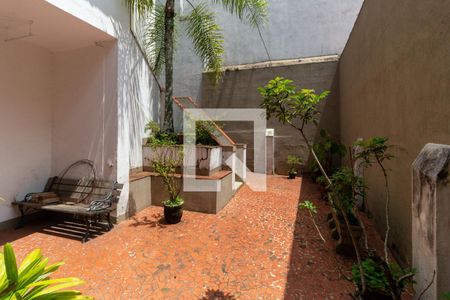 Casa à venda com 190m², 3 quartos e 2 vagasQuintal