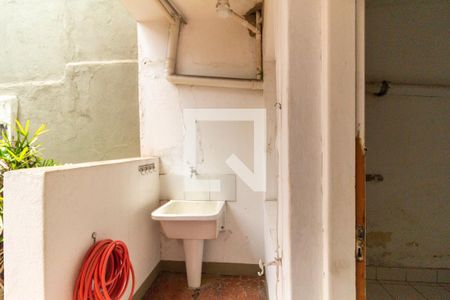 Casa à venda com 190m², 3 quartos e 2 vagasÁrea de serviço