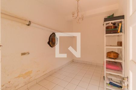 Casa à venda com 190m², 3 quartos e 2 vagasQuarto de serviço