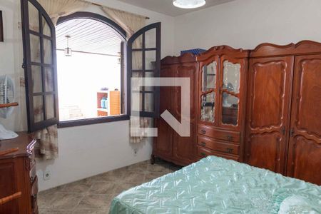 Casa à venda com 500m², 5 quartos e 4 vagas Casa à venda com 500m², 5 quartos e 4 vagasQuarto 1