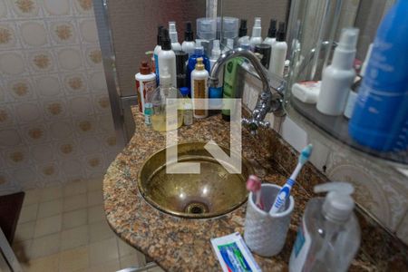 Casa à venda com 500m², 5 quartos e 4 vagas Casa à venda com 500m², 5 quartos e 4 vagasBanheiro