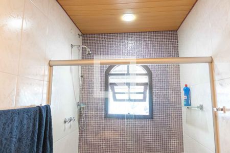 Casa à venda com 500m², 5 quartos e 4 vagas Casa à venda com 500m², 5 quartos e 4 vagasBanheiro da Suíte 1