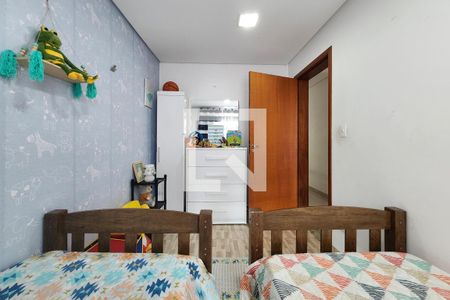 Casa à venda com 364m², 4 quartos e 5 vagas Casa à venda com 364m², 4 quartos e 5 vagasQuarto