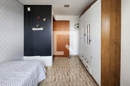 Casa à venda com 364m², 4 quartos e 5 vagas Casa à venda com 364m², 4 quartos e 5 vagasQuarto 2