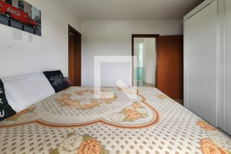 Casa à venda com 364m², 4 quartos e 5 vagas Casa à venda com 364m², 4 quartos e 5 vagasSuíte 2