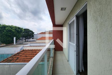 Casa à venda com 364m², 4 quartos e 5 vagas Casa à venda com 364m², 4 quartos e 5 vagasVaranda