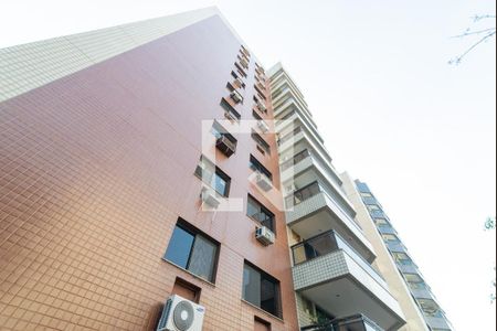 Apartamento à venda com 119m², 4 quartos e 2 vagasFachada