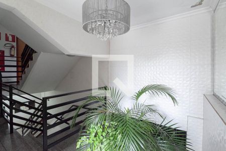 Apartamento à venda com 238m², 4 quartos e 2 vagas Apartamento à venda com 238m², 4 quartos e 2 vagasEntrada