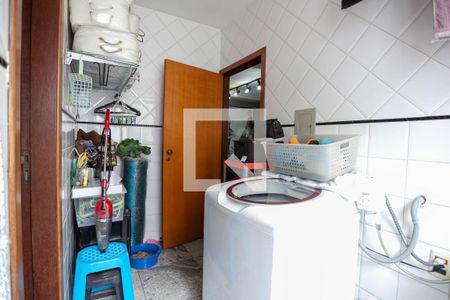 Apartamento à venda com 238m², 4 quartos e 2 vagas Apartamento à venda com 238m², 4 quartos e 2 vagasÁrea de serviço