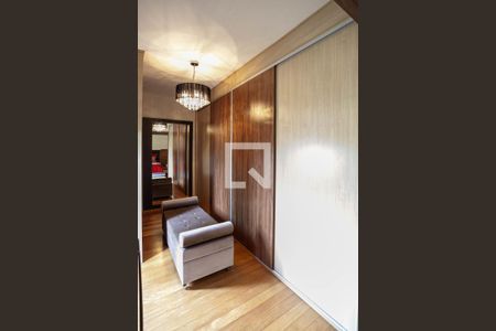 Apartamento à venda com 238m², 4 quartos e 2 vagas Apartamento à venda com 238m², 4 quartos e 2 vagasCloset da suíte 1