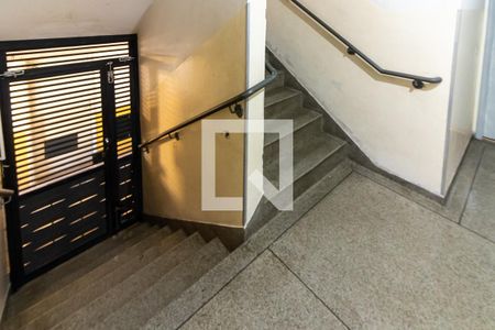 Apartamento à venda com 38m², 1 quarto e 1 vagaEscadas de Acesso ao Apartamento