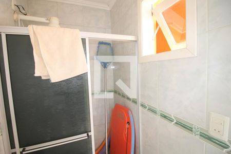 Casa à venda com 190m², 4 quartos e 2 vagasBanheiro 2