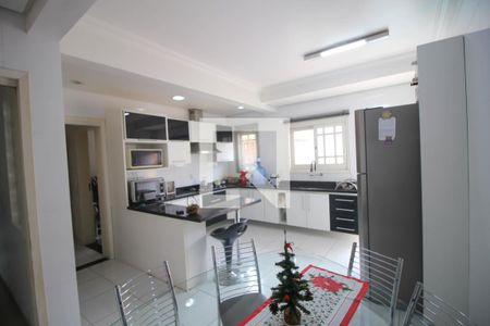 Casa à venda com 190m², 4 quartos e 2 vagasCozinha