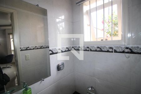 Casa à venda com 190m², 4 quartos e 2 vagasLavabo
