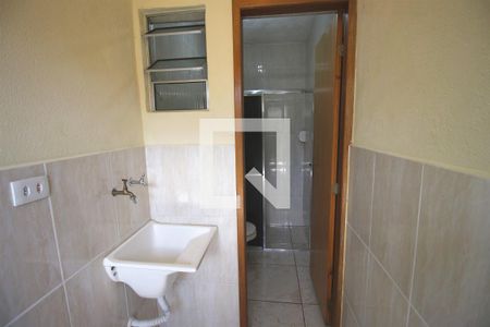 Casa para alugar com 40m², 1 quarto e 1 vagaÁrea de Serviço