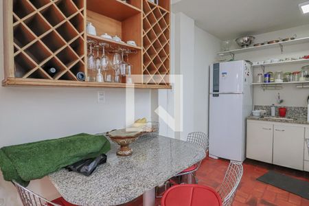 Apartamento à venda com 295m², 4 quartos e 3 vagasCobertura - Cozinha