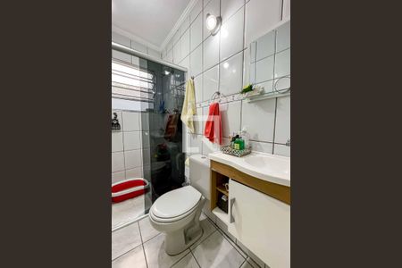 Casa à venda com 100m², 2 quartos e 2 vagas Casa à venda com 100m², 2 quartos e 2 vagasBanheiro 2