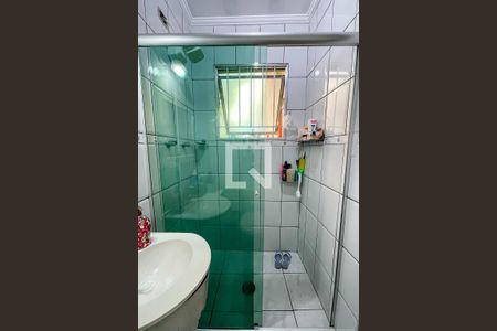 Casa à venda com 100m², 2 quartos e 2 vagas Casa à venda com 100m², 2 quartos e 2 vagasBanheiro