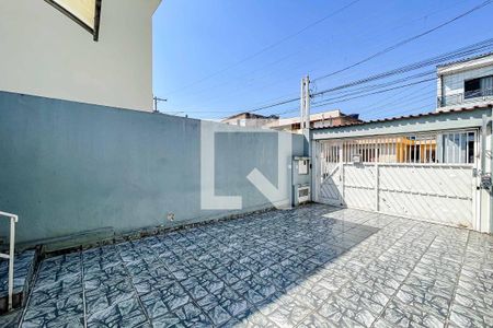 Casa à venda com 100m², 2 quartos e 2 vagas Casa à venda com 100m², 2 quartos e 2 vagasGaragem