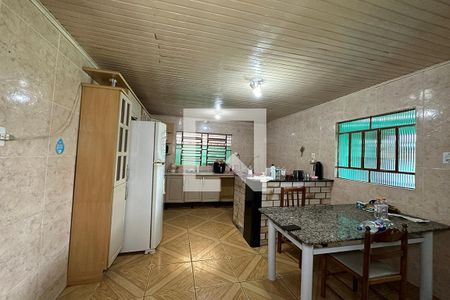 Casa à venda com 170m², 4 quartos e 2 vagasCozinha