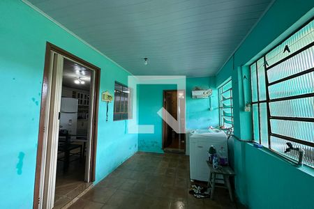 Casa à venda com 170m², 4 quartos e 2 vagasLavanderia