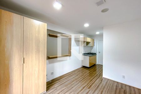 Sala/Quarto de kitnet/studio para alugar com 1 quarto, 25m² em Quarta Parada, São Paulo