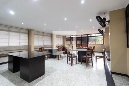 Apartamento à venda com 70m², 2 quartos e 1 vagaSalão de festas