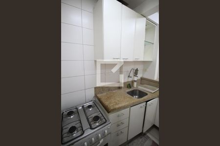 Sala/Cozinha de apartamento para alugar com 1 quarto, 44m² em Copacabana, Rio de Janeiro