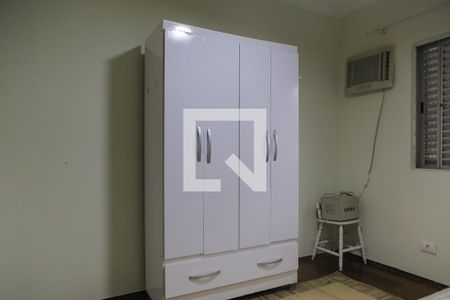 Quarto de apartamento para alugar com 2 quartos, 80m² em Aparecida, Santos