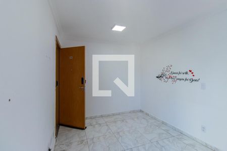 Sala de apartamento para alugar com 2 quartos, 39m² em Jardim Caiapiá, Cotia