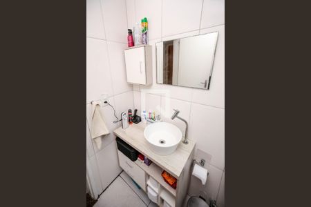 Casa para alugar com 80m², 3 quartos e sem vagaBanheiro