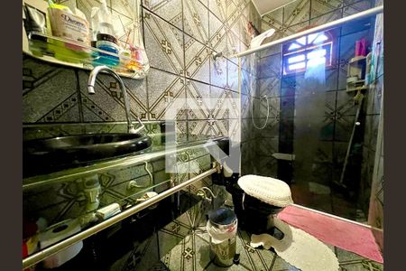 Casa à venda com 145m², 3 quartos e 1 vaga Casa à venda com 145m², 3 quartos e 1 vagaBanheiro