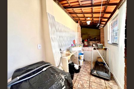 Casa à venda com 145m², 3 quartos e 1 vaga Casa à venda com 145m², 3 quartos e 1 vagaÁrea de seviço