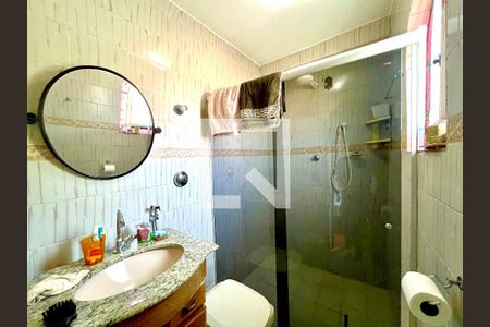 Casa à venda com 145m², 3 quartos e 1 vaga Casa à venda com 145m², 3 quartos e 1 vagaBanheiro