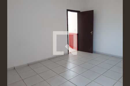 Casa à venda com 340m², 4 quartos e 4 vagas