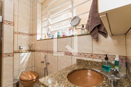 Apartamento à venda com 126m², 4 quartos e 1 vagaBanheiro da Suíte