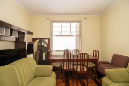 Sala de apartamento para alugar com 3 quartos, 95m² em Rio Branco, Porto Alegre