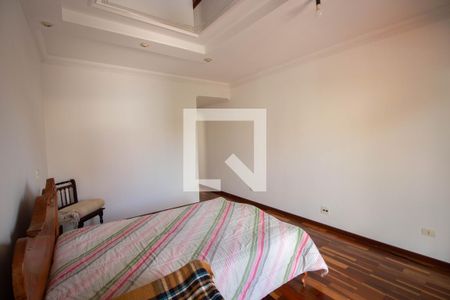 Casa à venda com 280m², 4 quartos e 6 vagasSuite