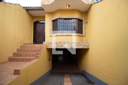 Casa à venda com 280m², 4 quartos e 6 vagasFrente